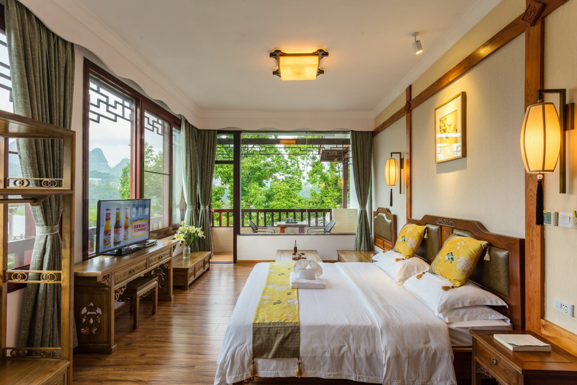 Yangshuo Riverview Hotel Exterior photo